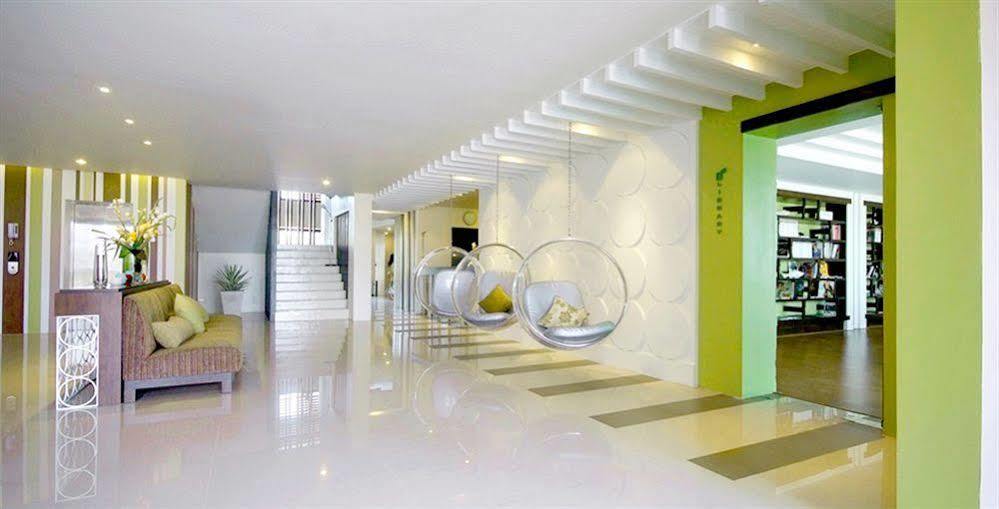 Silathip Huahin Serviced Apartment & Hotel Exteriör bild