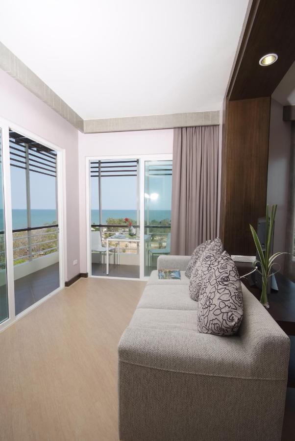 Silathip Huahin Serviced Apartment & Hotel Exteriör bild